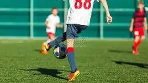 “曼联与曼城均出7000万欧报价，瞄准莱比锡巨星西蒙斯”