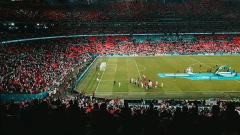 曼城1-0切尔西胜蓝军，热苏斯折射入球助蓝月亮全得三分